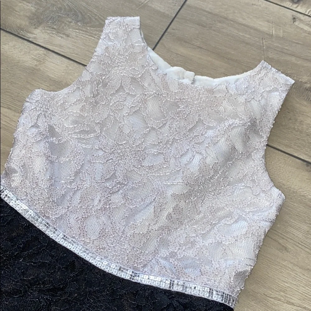 YoungLand Girl Lace Sparkle Dress Size 10